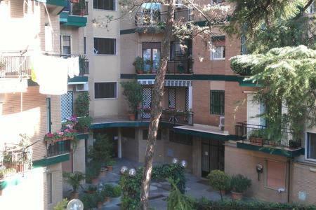 Casa Vivi' - Airport And City Apartment Naples Exterior photo